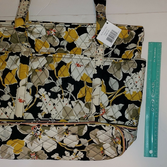 NWT Vera Bradley Go Round Tote - Dogwood - Picture 8 of 8